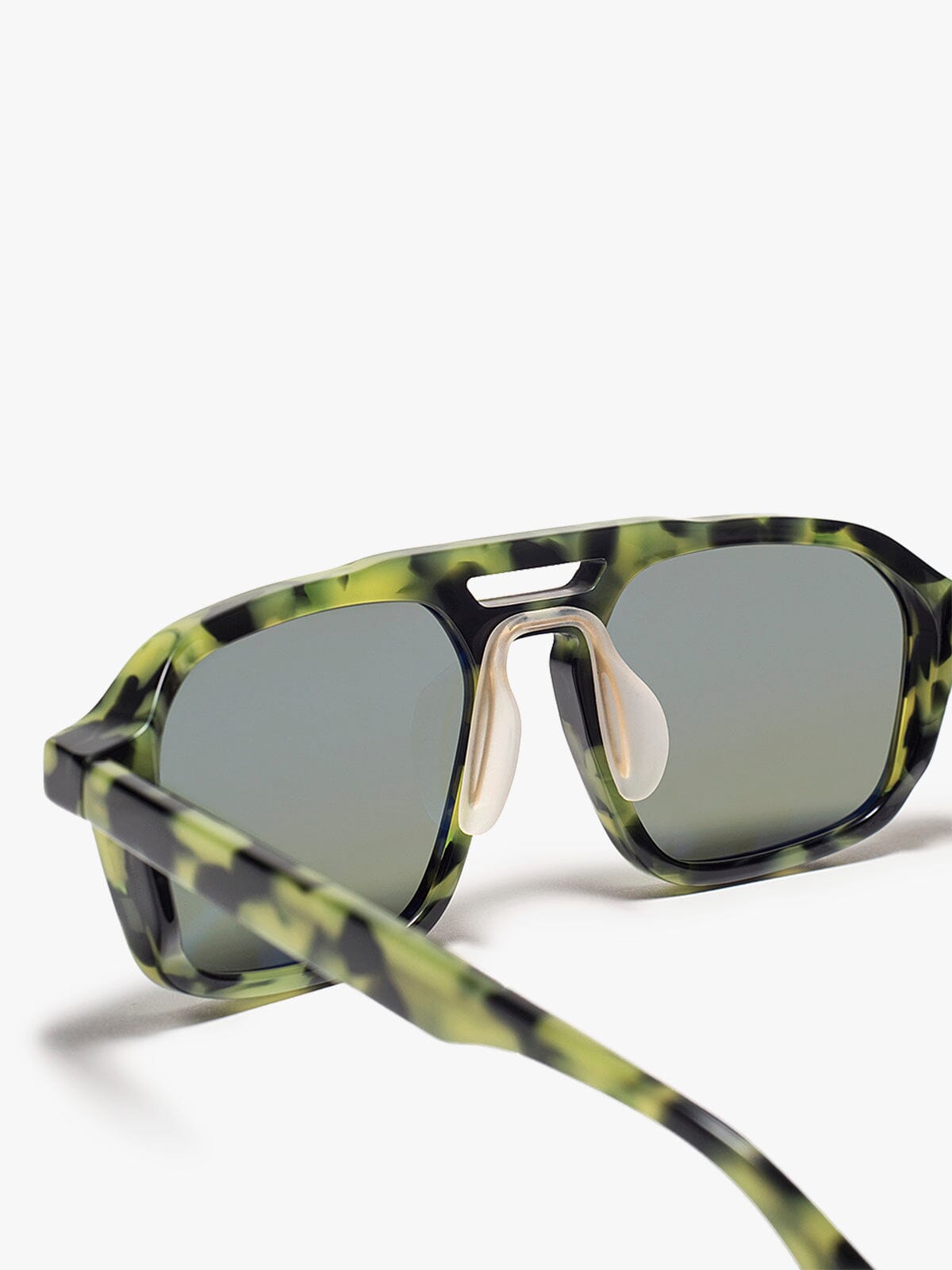 AO x MW : Navigator by Mission Workshop - Weatherproof Bags & Technical Apparel - San Francisco & Los Angeles - Built to endure - Guaranteed forever