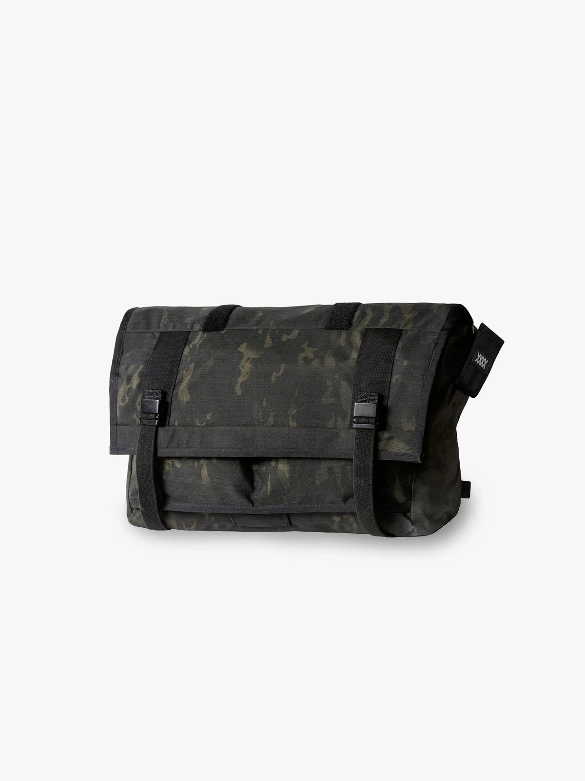 Monty : AP by Mission Workshop - Wetterfeste Taschen und technische Bekleidung - San Francisco & Los Angeles - Für die Ewigkeit gebaut - Garantiert