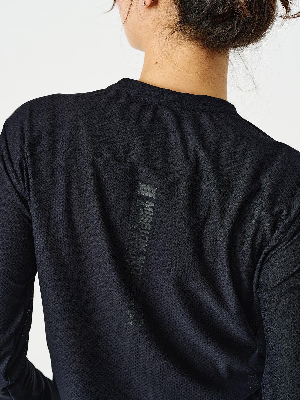 Mission Pro Tech Tee : LS Women's by Mission Workshop - Weatherproof Bags & Technical Apparel - San Francisco & Los Angeles - Built to endure - Guaranteed forever