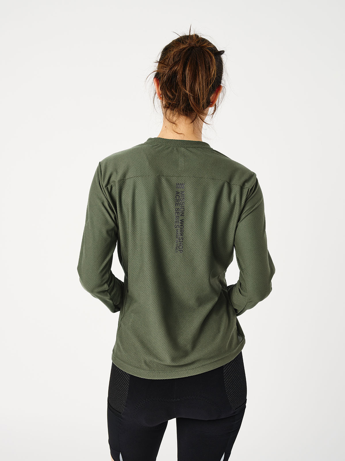 Mission Pro Tech Tee : LS Women's by Mission Workshop - Weatherproof Bags & Technical Apparel - San Francisco & Los Angeles - Built to endure - Guaranteed forever