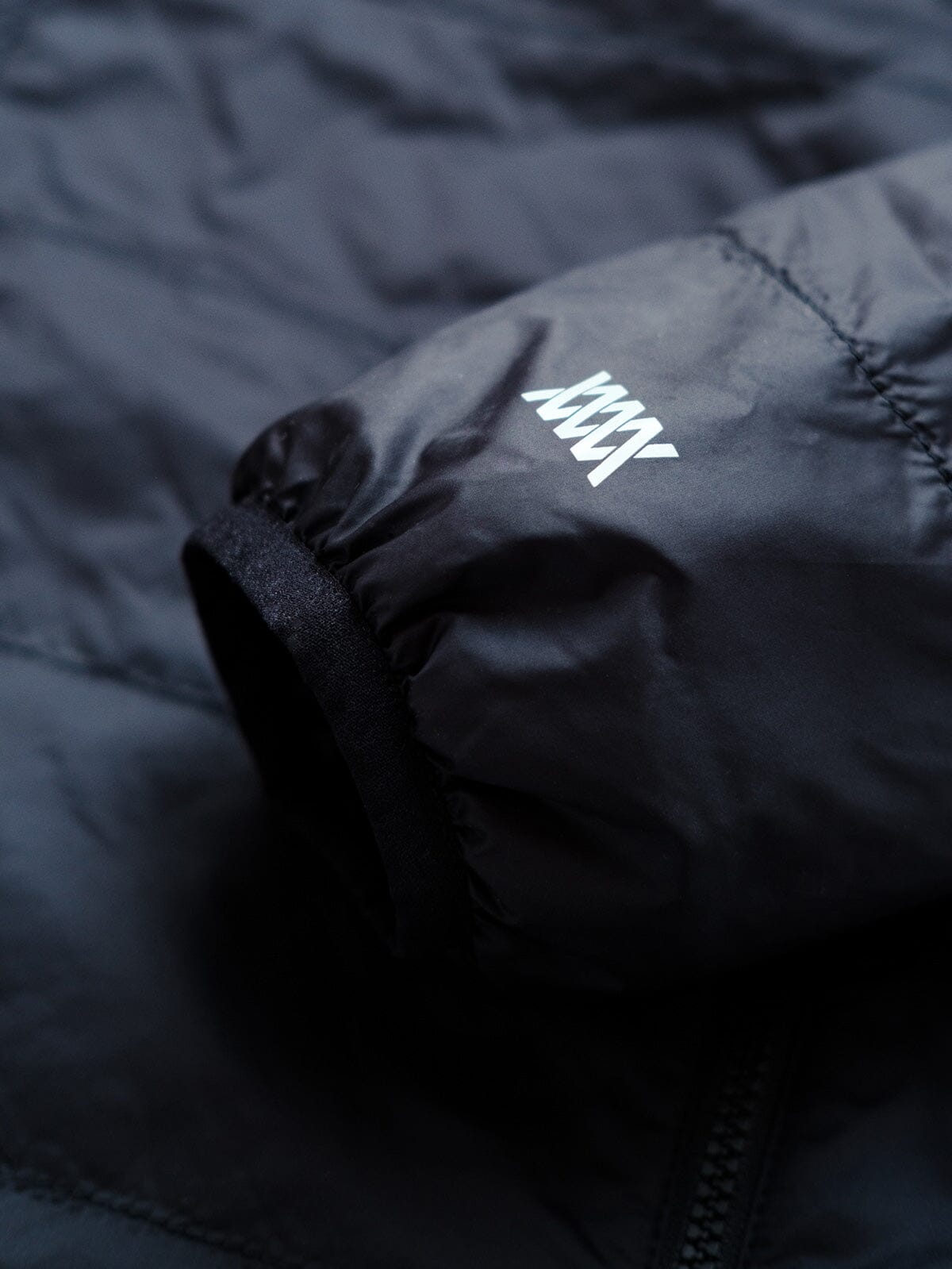 Onyx by Mission Workshop - Weatherproof Bags & Technical Apparel - San Francisco & Los Angeles - Built to endure - Guaranteed forever