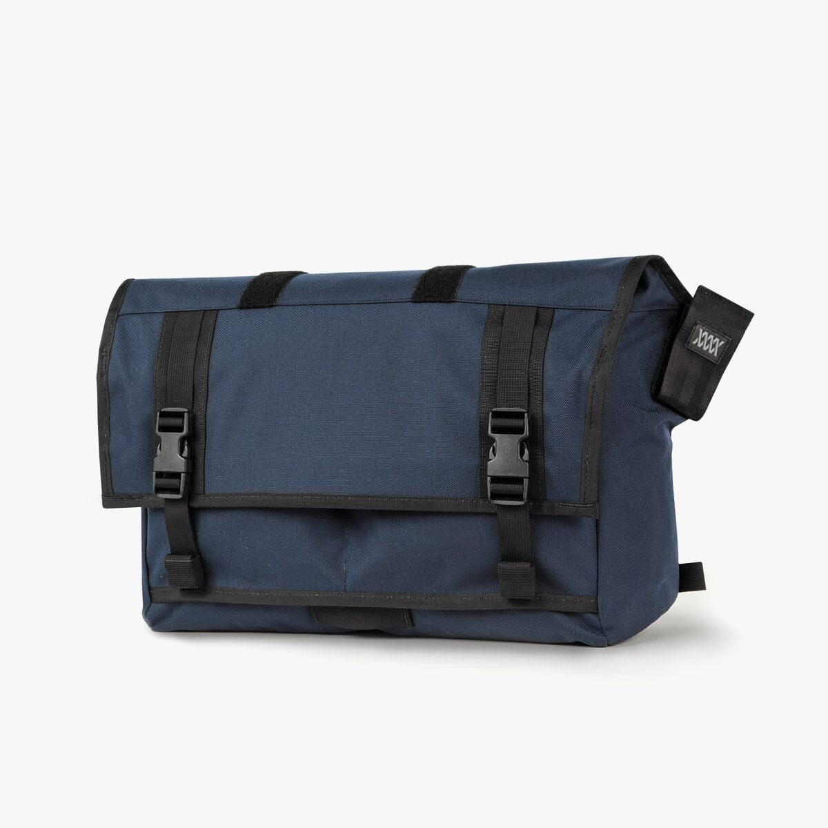 Shed : 35L Weatherproof Messenger Bag | MISSION WORKSHOP