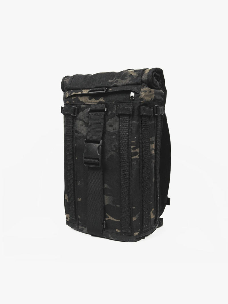 R6 Arkiv Field Pack 20L by Mission Workshop - Weatherproof Bags & Technical Apparel - San Francisco & Los Angeles - Built to endure - Guaranteed forever