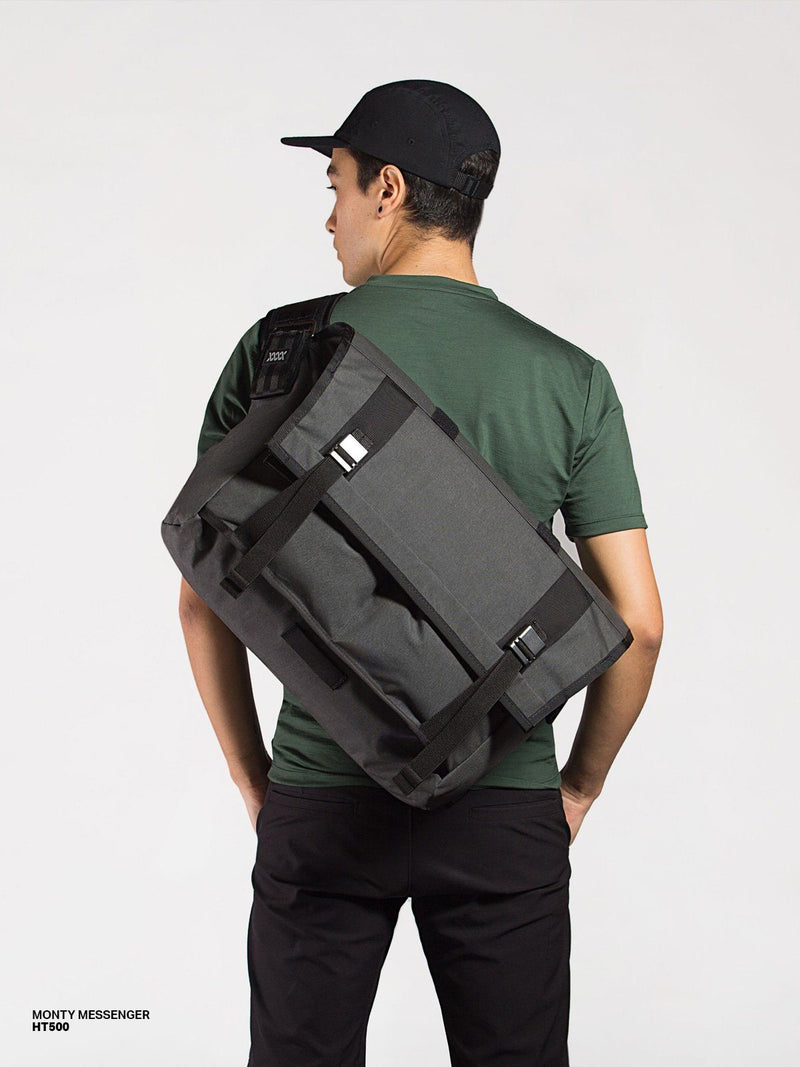 Monty: 21L Weatherproof Messenger Bag