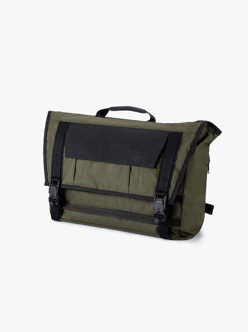 Khyte : Weatherproof Laptop Messenger Bag